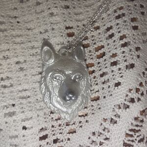 Resin Wolf Pendant & 18" Silver Tone Chain Necklace
